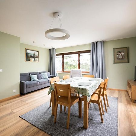Apartament Albatros 75M Z Ogrodkiem Lägenhet Warszawa Exteriör bild